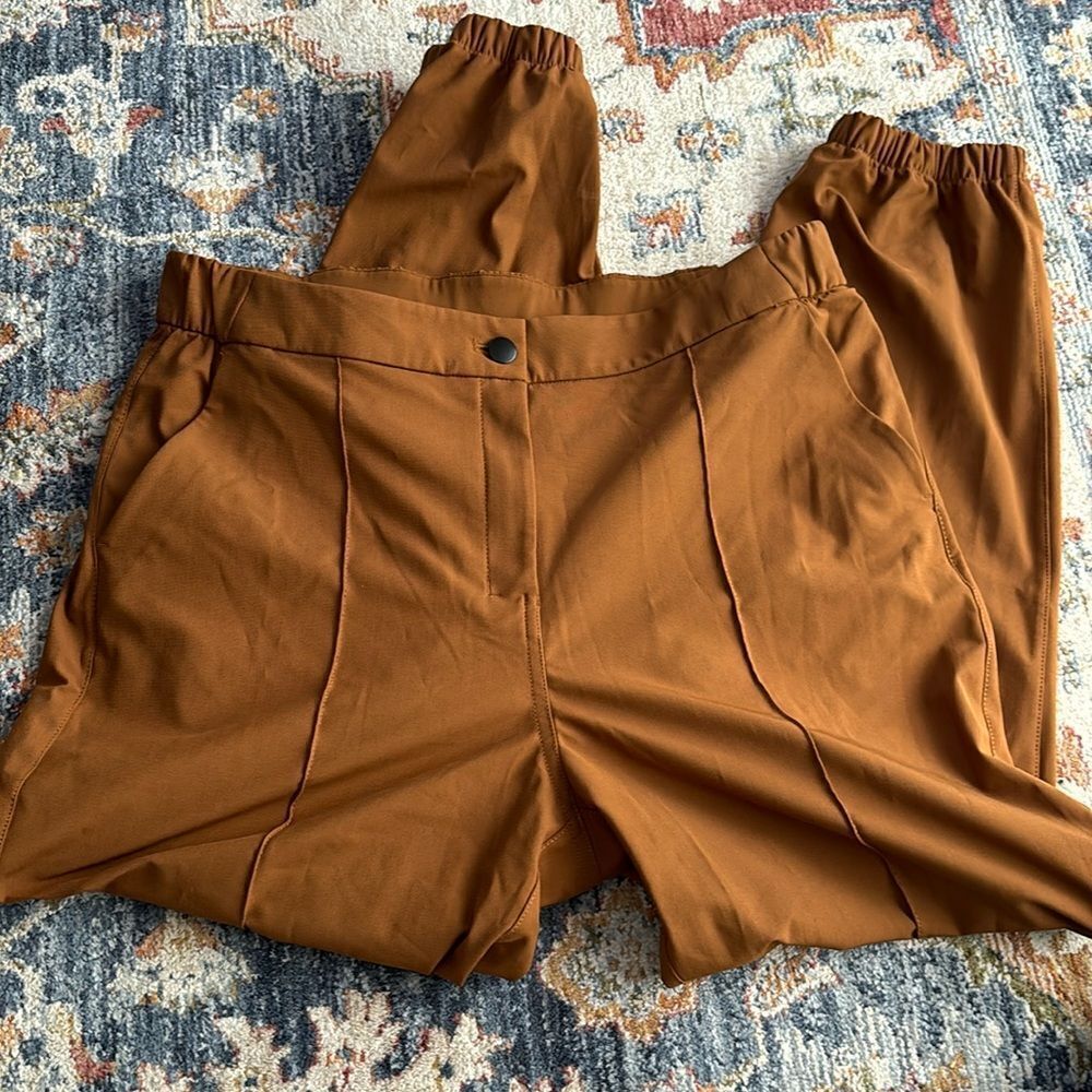 Lululemon joggers